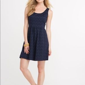 Navy blue Vineyard Vines chevron jacquard dress